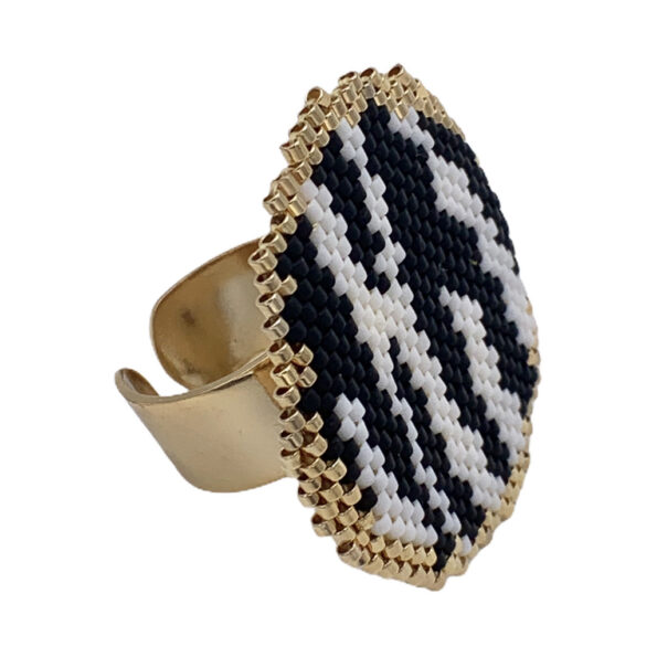 AN-189-32 ANILLO ANIMAL PRINT MIYUKI LATERAL